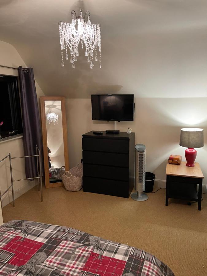Lindas Retreats Self Catering Accommodation 1 Bedroom Cottage Or 3 Bedroom House Tomintoul Eksteriør bilde
