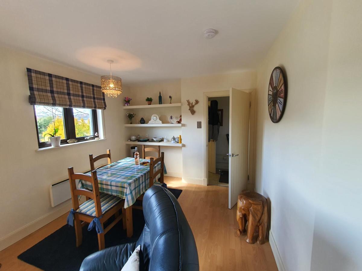 Lindas Retreats Self Catering Accommodation 1 Bedroom Cottage Or 3 Bedroom House Tomintoul Eksteriør bilde