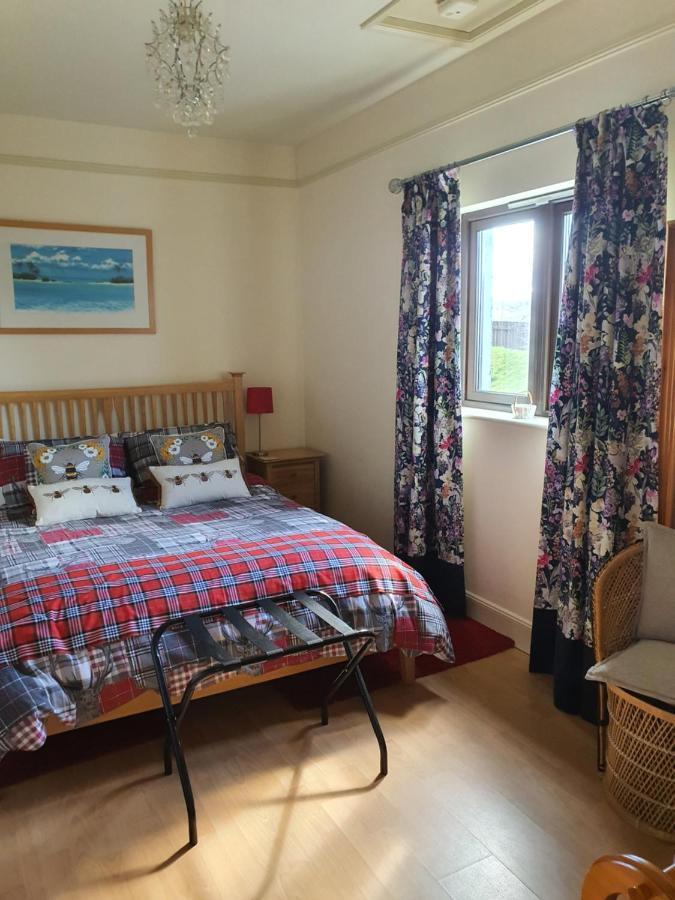 Lindas Retreats Self Catering Accommodation 1 Bedroom Cottage Or 3 Bedroom House Tomintoul Eksteriør bilde