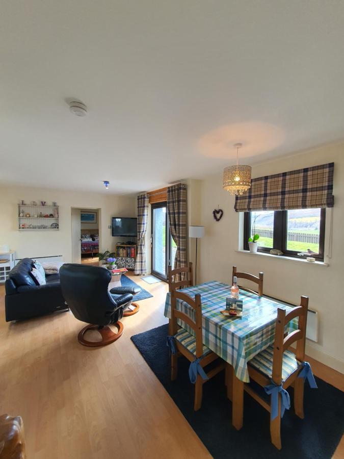 Lindas Retreats Self Catering Accommodation 1 Bedroom Cottage Or 3 Bedroom House Tomintoul Eksteriør bilde